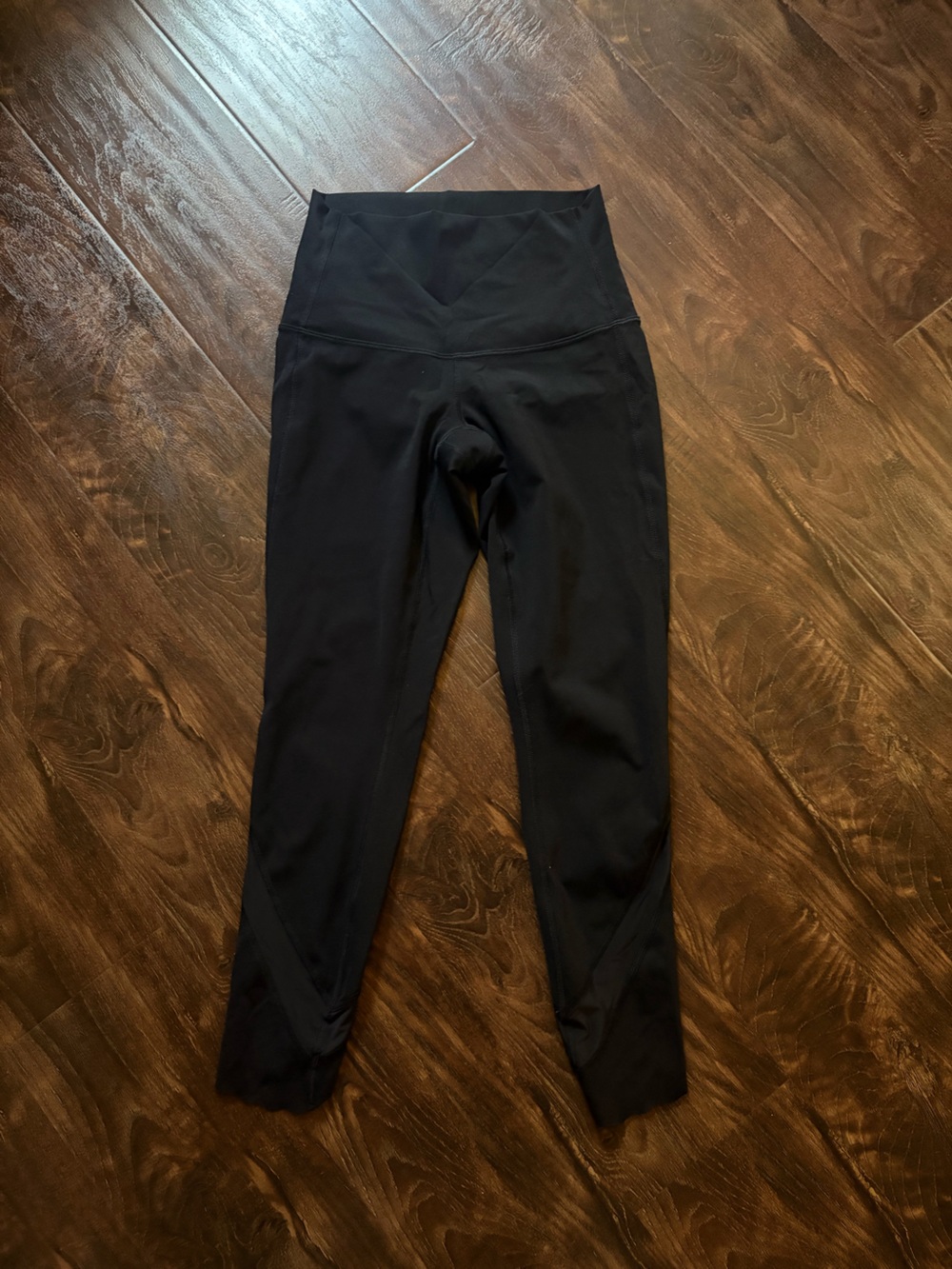 Lululemon Align Scallop Hem 23”